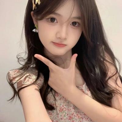 使用下方 20 个影片名，按顺序一一对应，不要改动片名文字，只根据片名和括号内类型提示来虚构全新的故事内容： 欢乐一家亲第二季 霸王妖姬 天降美食国语 主妇狂想曲 史前巨鳄 记忆之中 大小黄天霸 病毒航班 女体铳 英雄五杀 香衾春色 洪荒巨兽 星际传奇2 人间·喜剧 好汉三条半 卫国先锋 禁播档案 拾光的秘密 大地呼声 独角兽战争